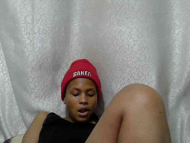Caroldoly webcam