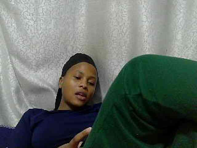 Caroldoly webcam