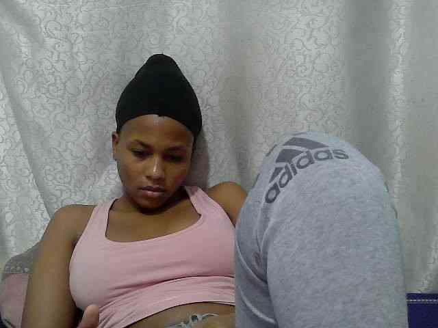 Caroldoly webcam