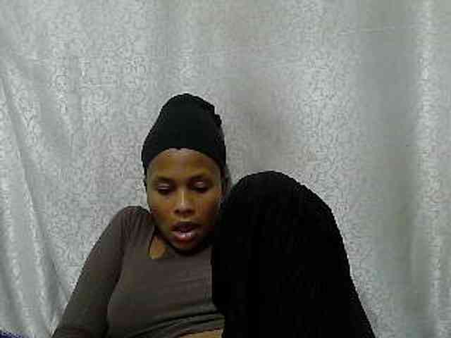 Caroldoly webcam
