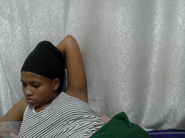 Caroldoly webcam