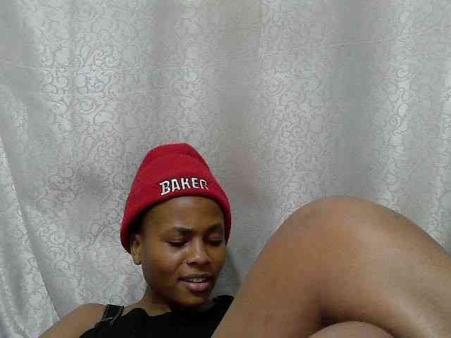 Caroldoly webcam