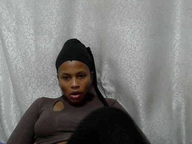Caroldoly webcam