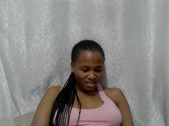 Caroldoly webcam