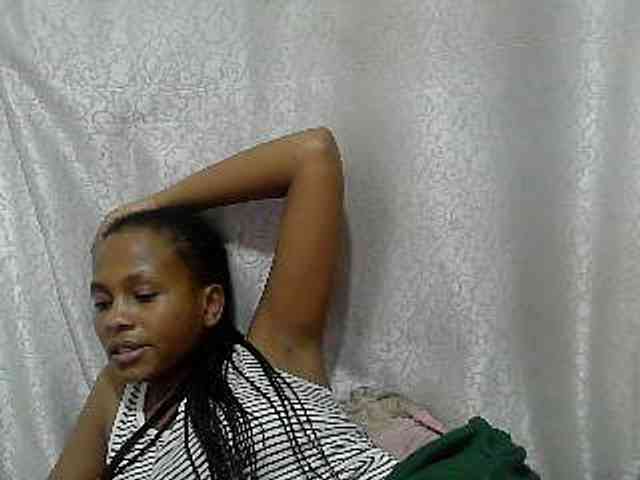 Caroldoly webcam