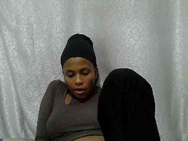 Caroldoly webcam