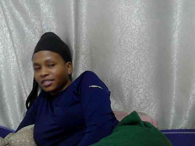 Caroldoly webcam