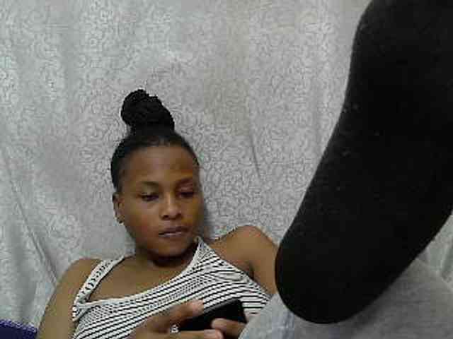 Caroldoly webcam