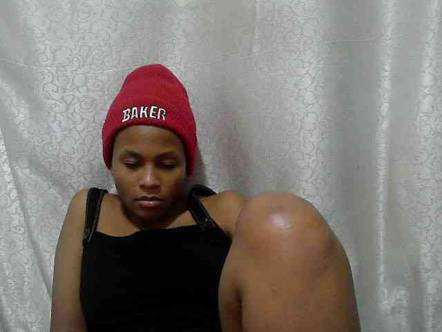 Caroldoly webcam