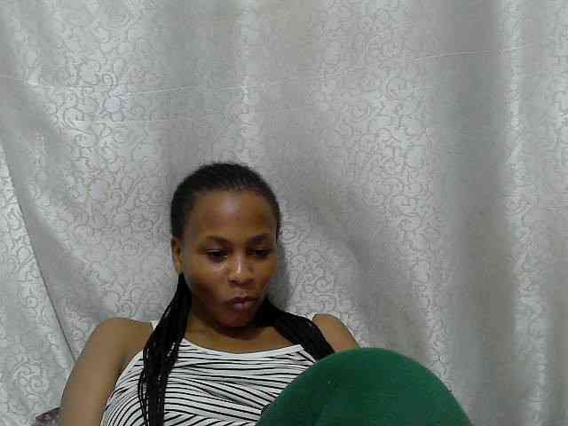Caroldoly webcam