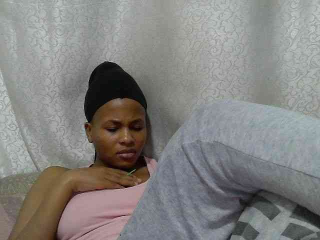 Caroldoly webcam