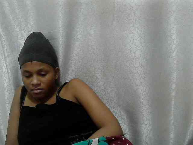Caroldoly webcam