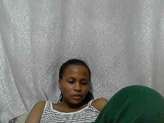 Caroldoly webcam