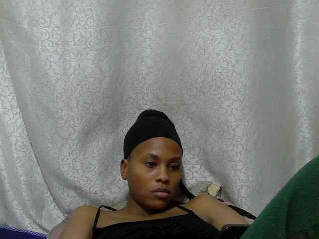 Caroldoly webcam