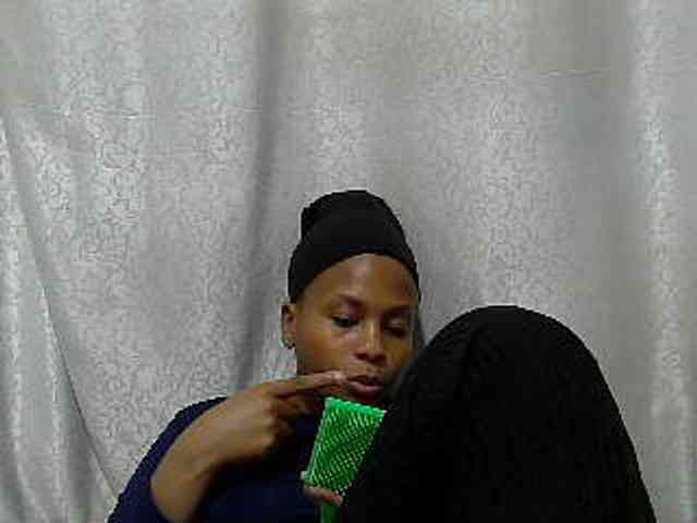 Caroldoly webcam