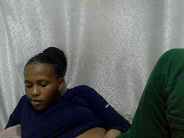 Caroldoly webcam