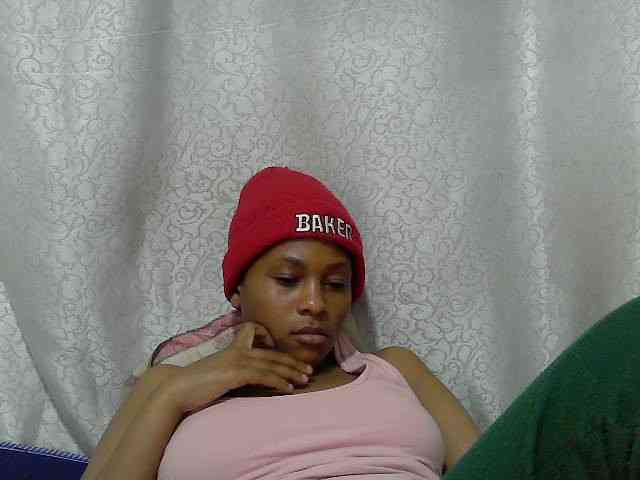 Caroldoly webcam