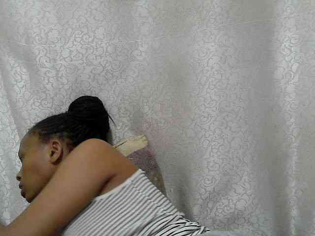 Caroldoly webcam