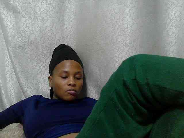 Caroldoly webcam