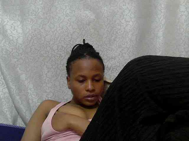 Caroldoly webcam