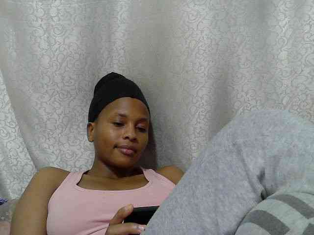 Caroldoly webcam
