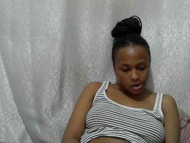 Caroldoly webcam