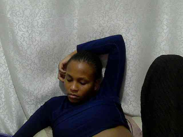 Caroldoly webcam