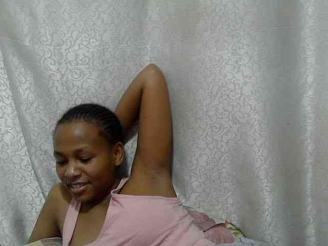 Caroldoly webcam