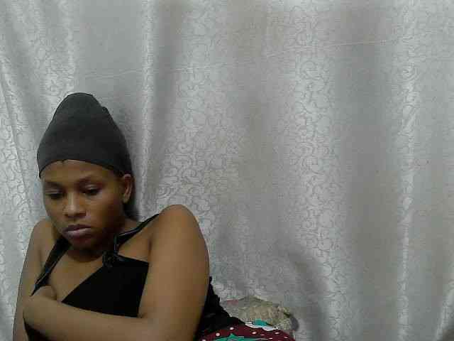Caroldoly webcam