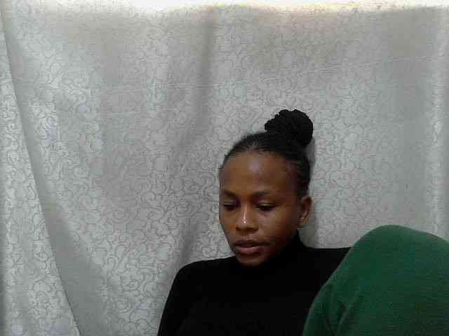Caroldoly webcam