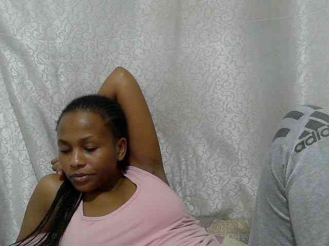 Caroldoly webcam