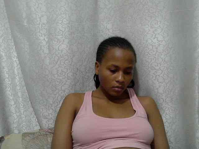 Caroldoly webcam