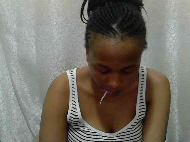 Caroldoly webcam
