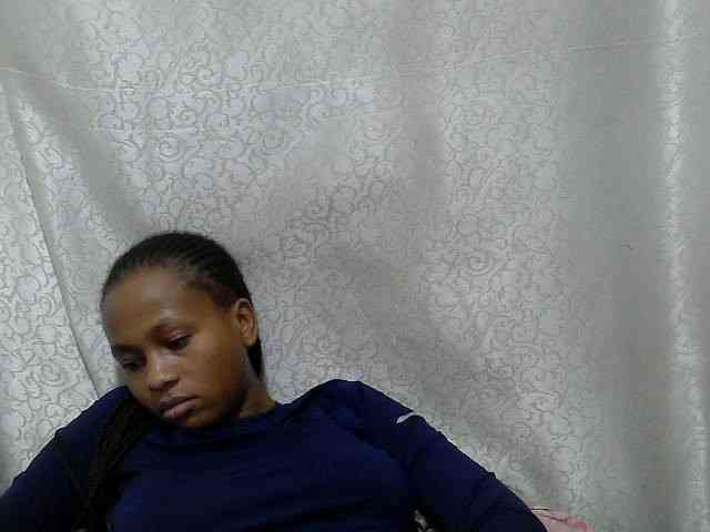 Caroldoly webcam
