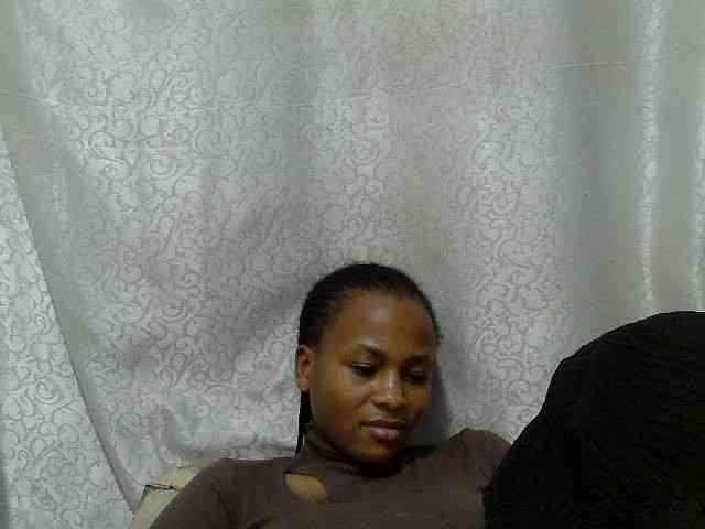 Caroldoly webcam