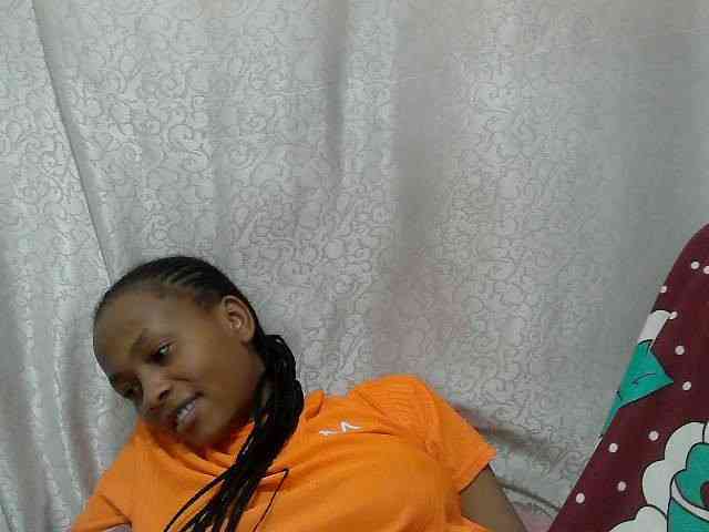 Caroldoly webcam
