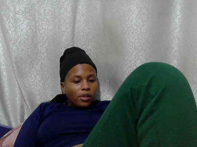 Caroldoly webcam