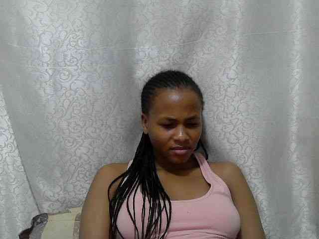 Caroldoly webcam