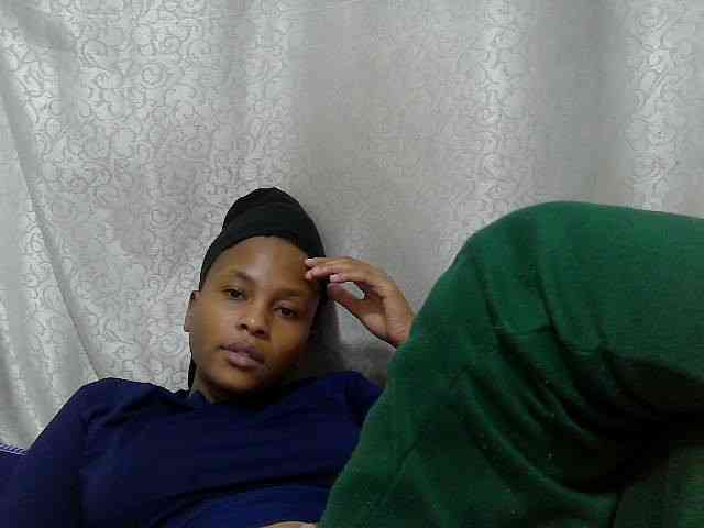 Caroldoly webcam