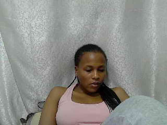 Caroldoly webcam