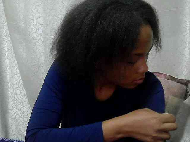 Caroldoly webcam