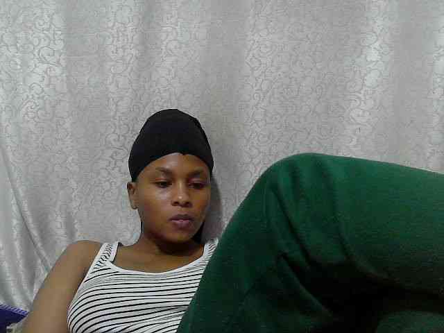 Caroldoly webcam