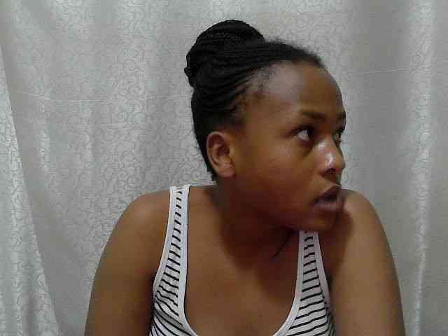 Caroldoly webcam