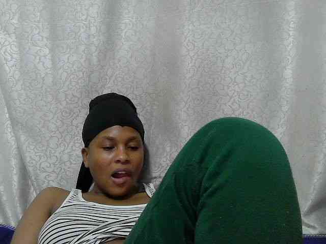 Caroldoly webcam