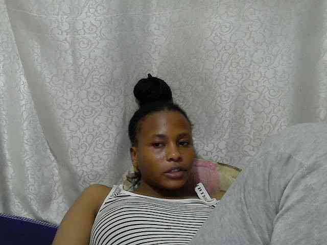 Caroldoly webcam