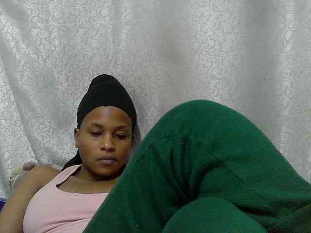 Caroldoly webcam