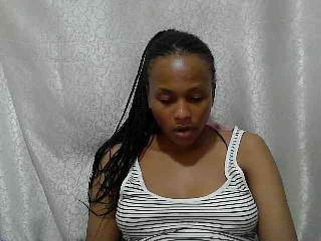 Caroldoly webcam