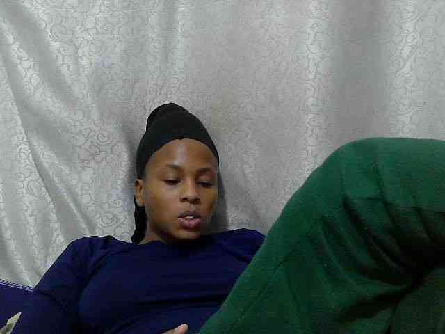 Caroldoly webcam