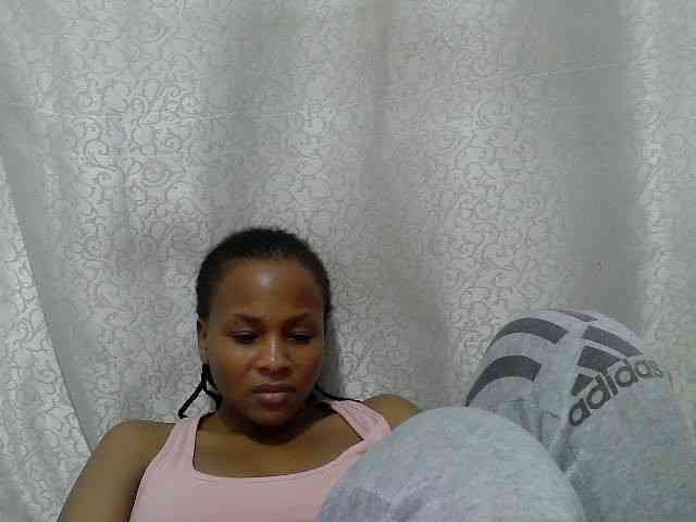 Caroldoly webcam