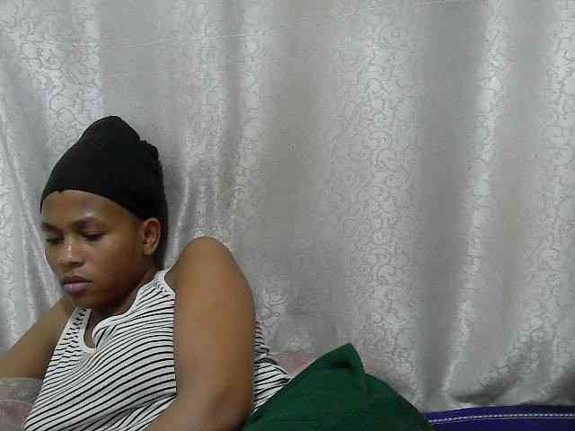 Caroldoly webcam